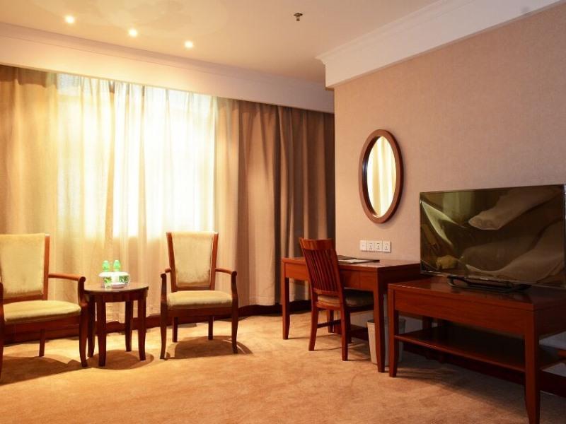 Greentree Inn Dongguan Houjie Business Hotel Exteriör bild